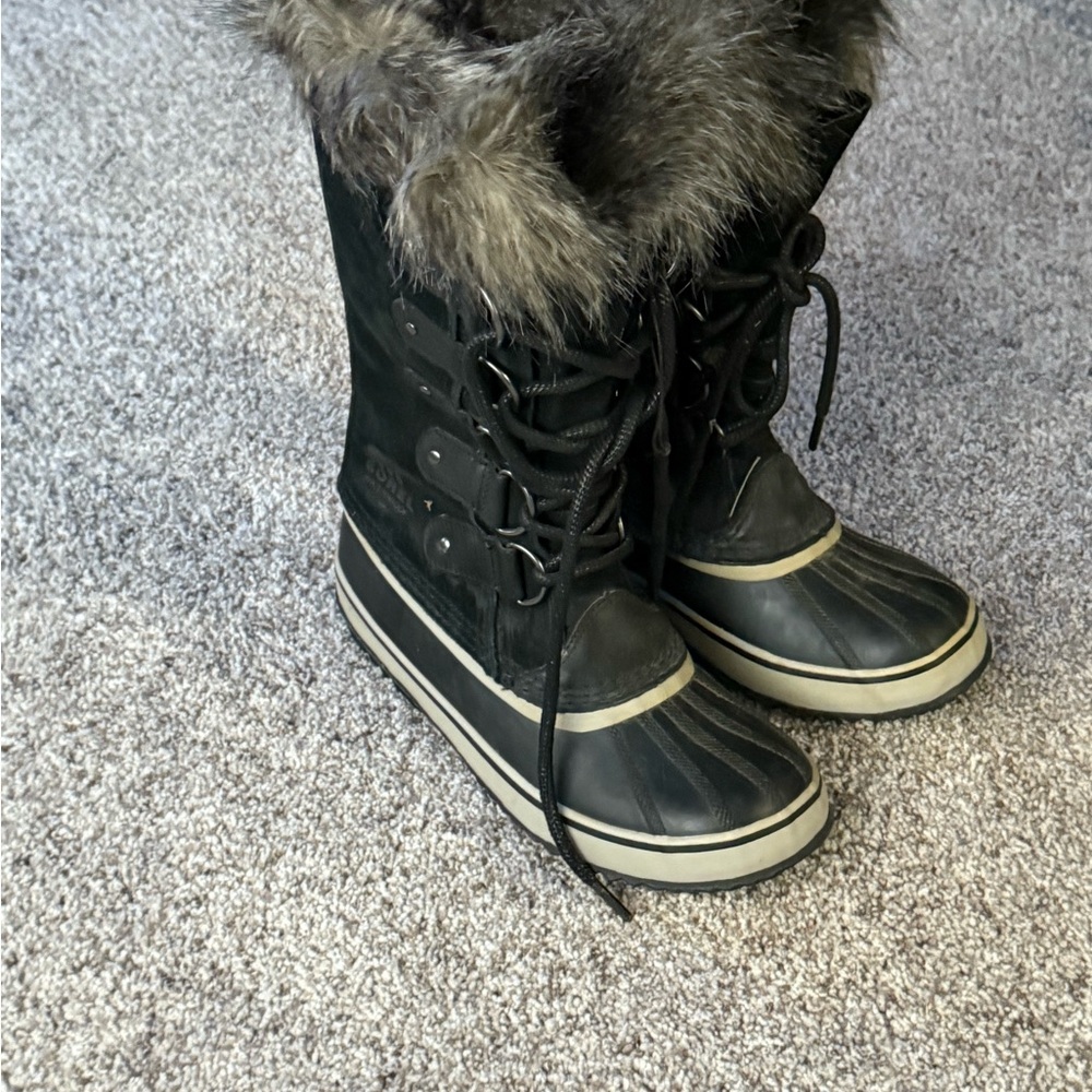 Sorel Black and Gray Winter Rain Boots with Fur Trim